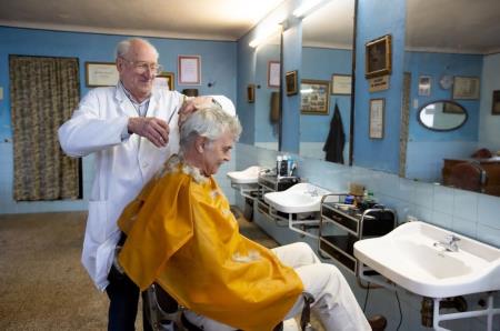 Najstarejša delujoča brivnica na Slovenskem