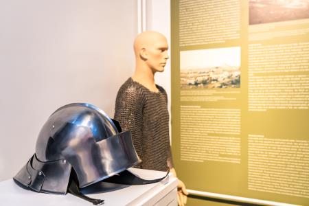 Otvoritev_Kamen-na-kamen__7RV7827_BeGR8-media