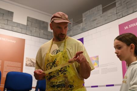 Delavnica sitotiska (foto Ana Čič)