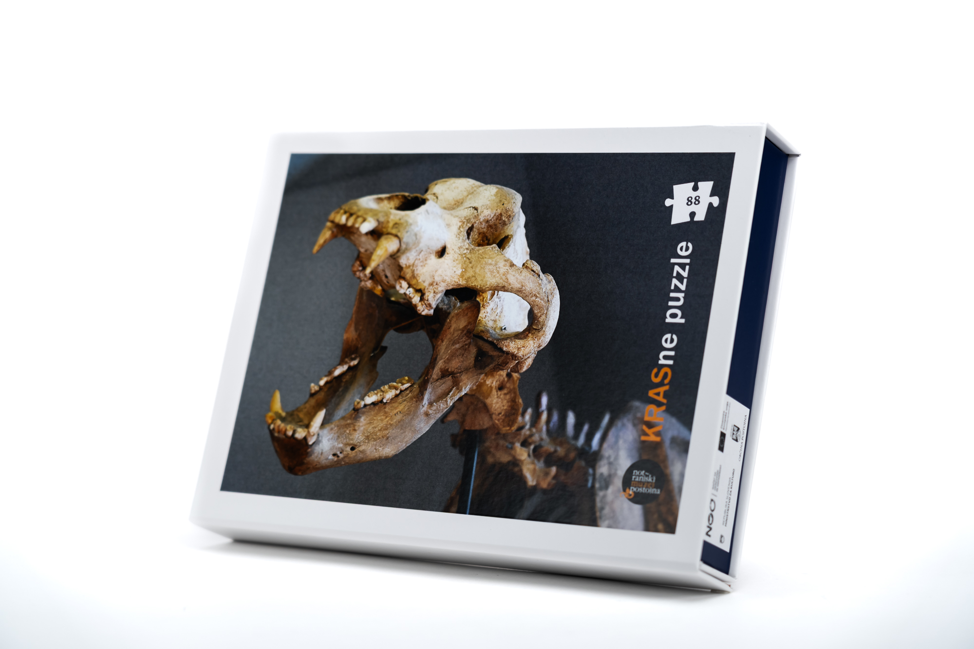 NotrMuzej-Trgovina__7RV8538_BeGR8-Media_Manjse