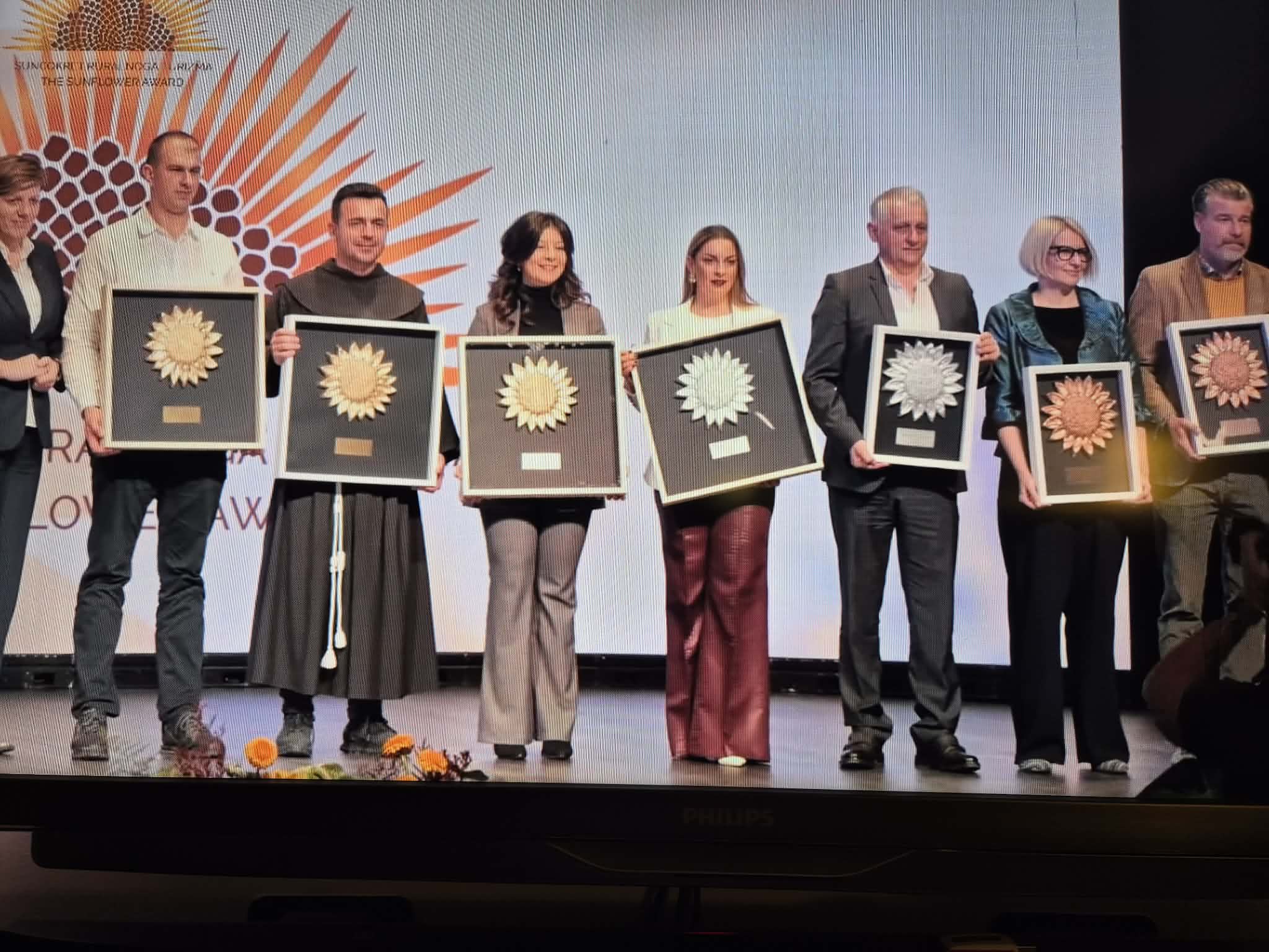 598345150_122114565651040625_5798889523136667282_n